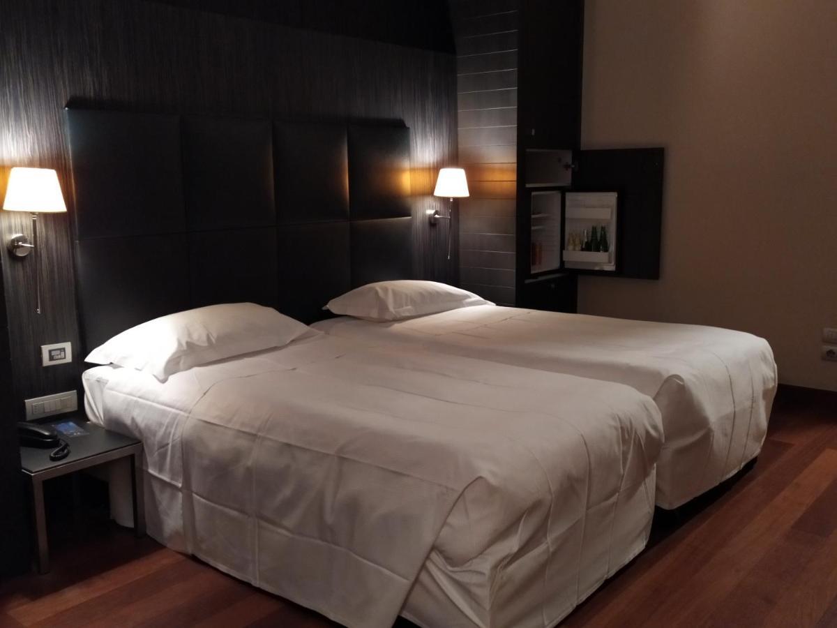 Hotel Porta Felice & Spa パレルモ エクステリア 写真